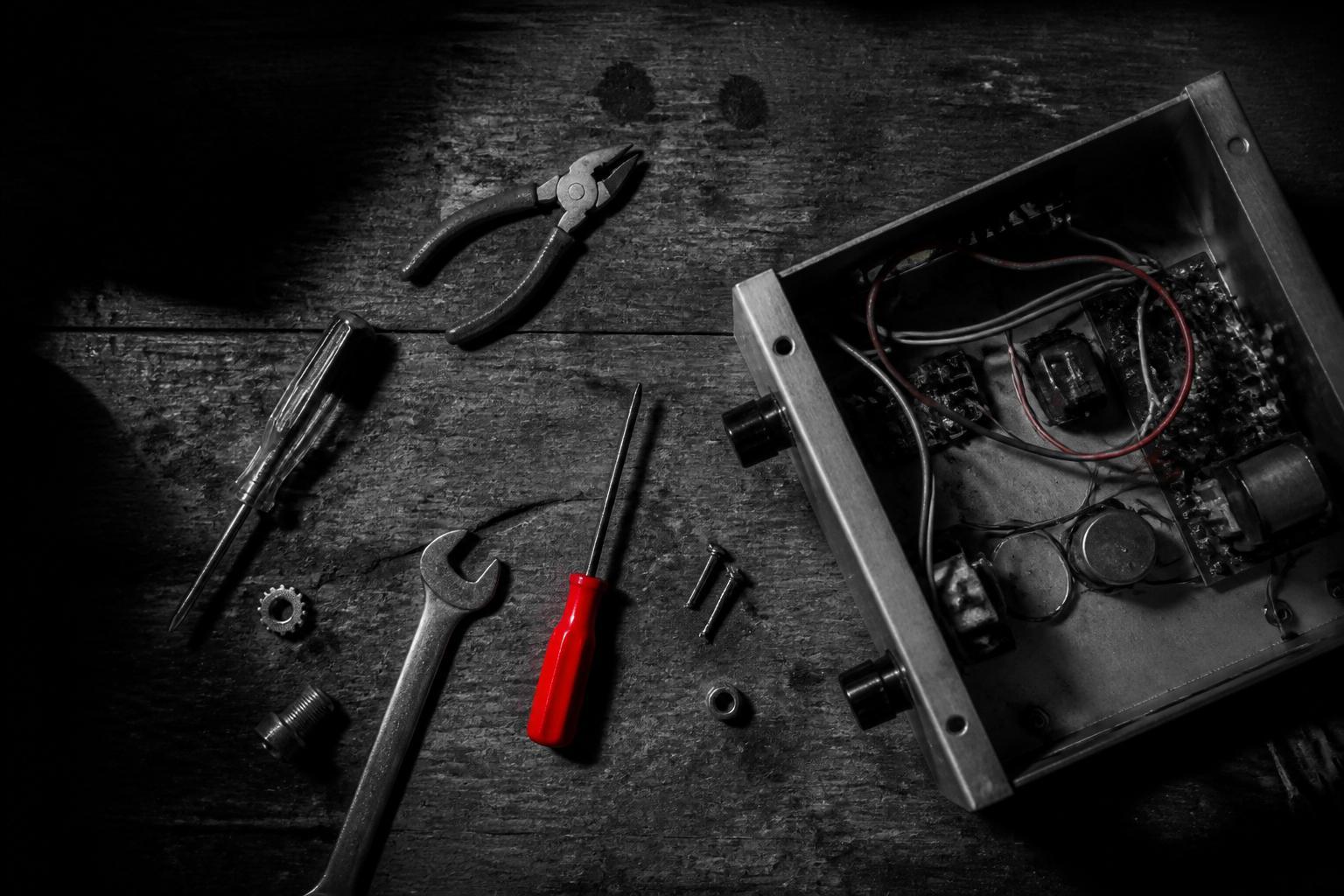 Subscriber Identity Controls: A Security Engineer's Reference